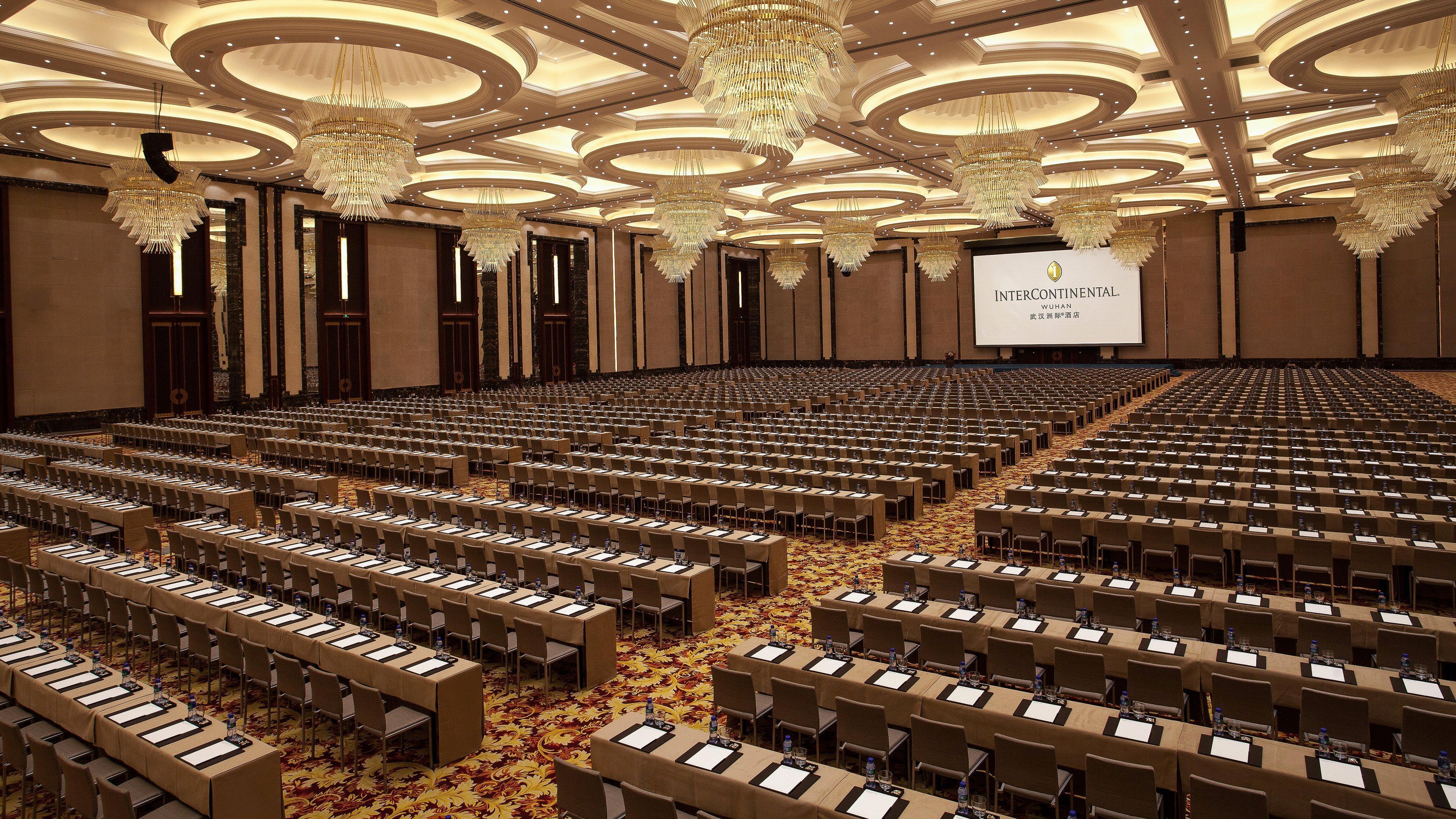 Intercontinental Wuhan By Ihg - Yangtze River View Екстериор снимка