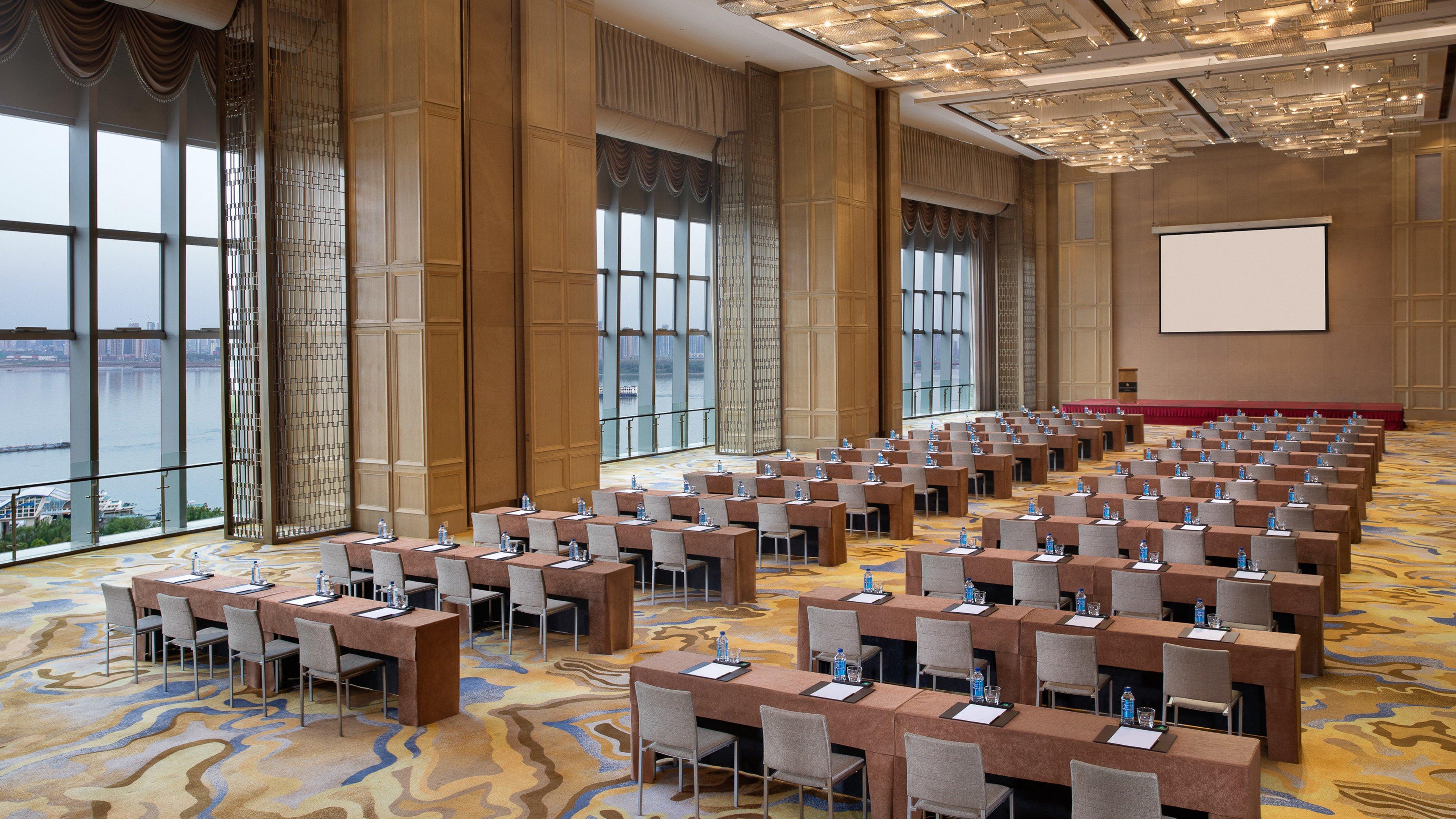 Intercontinental Wuhan By Ihg - Yangtze River View Екстериор снимка