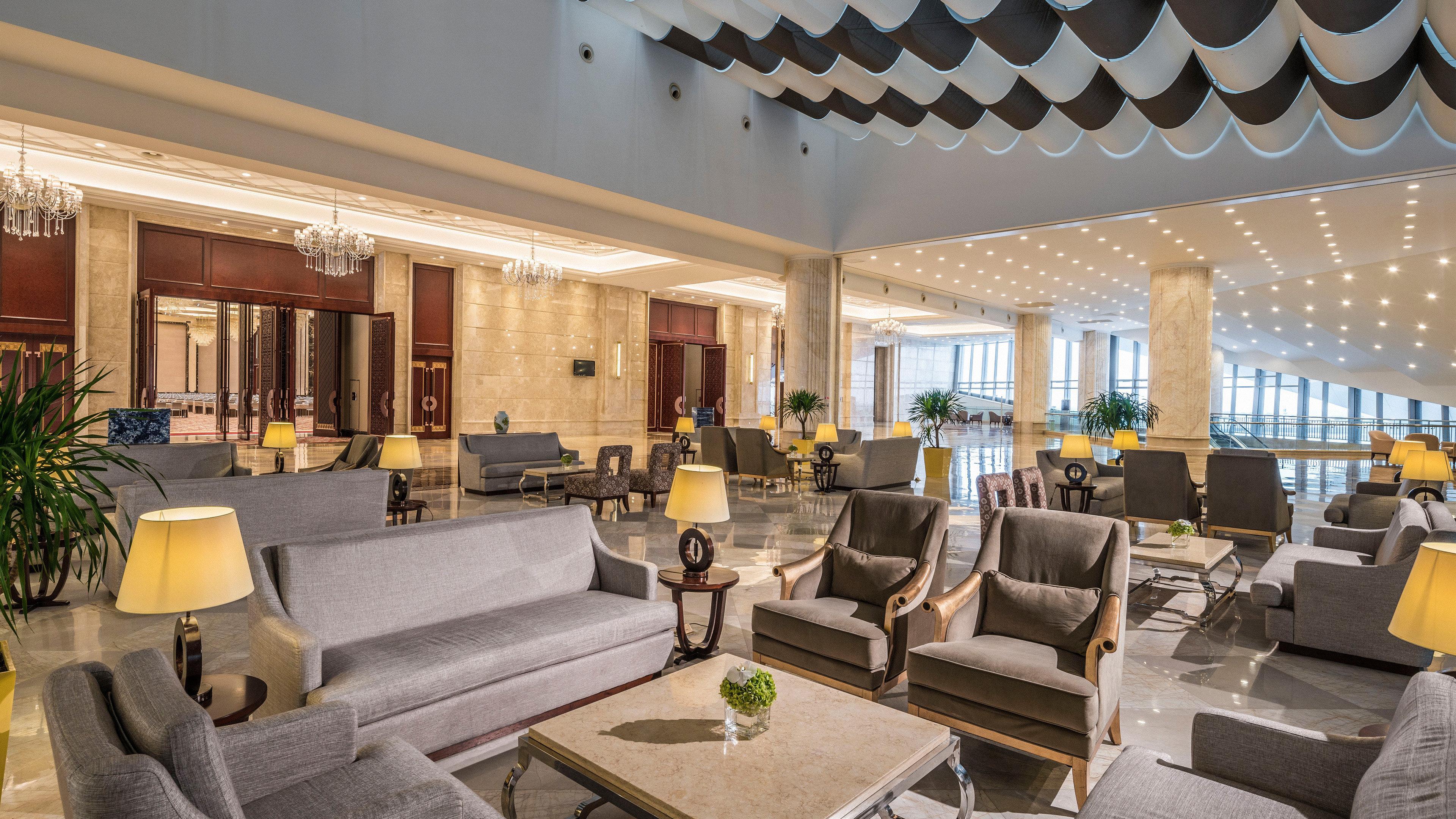 Intercontinental Wuhan By Ihg - Yangtze River View Екстериор снимка
