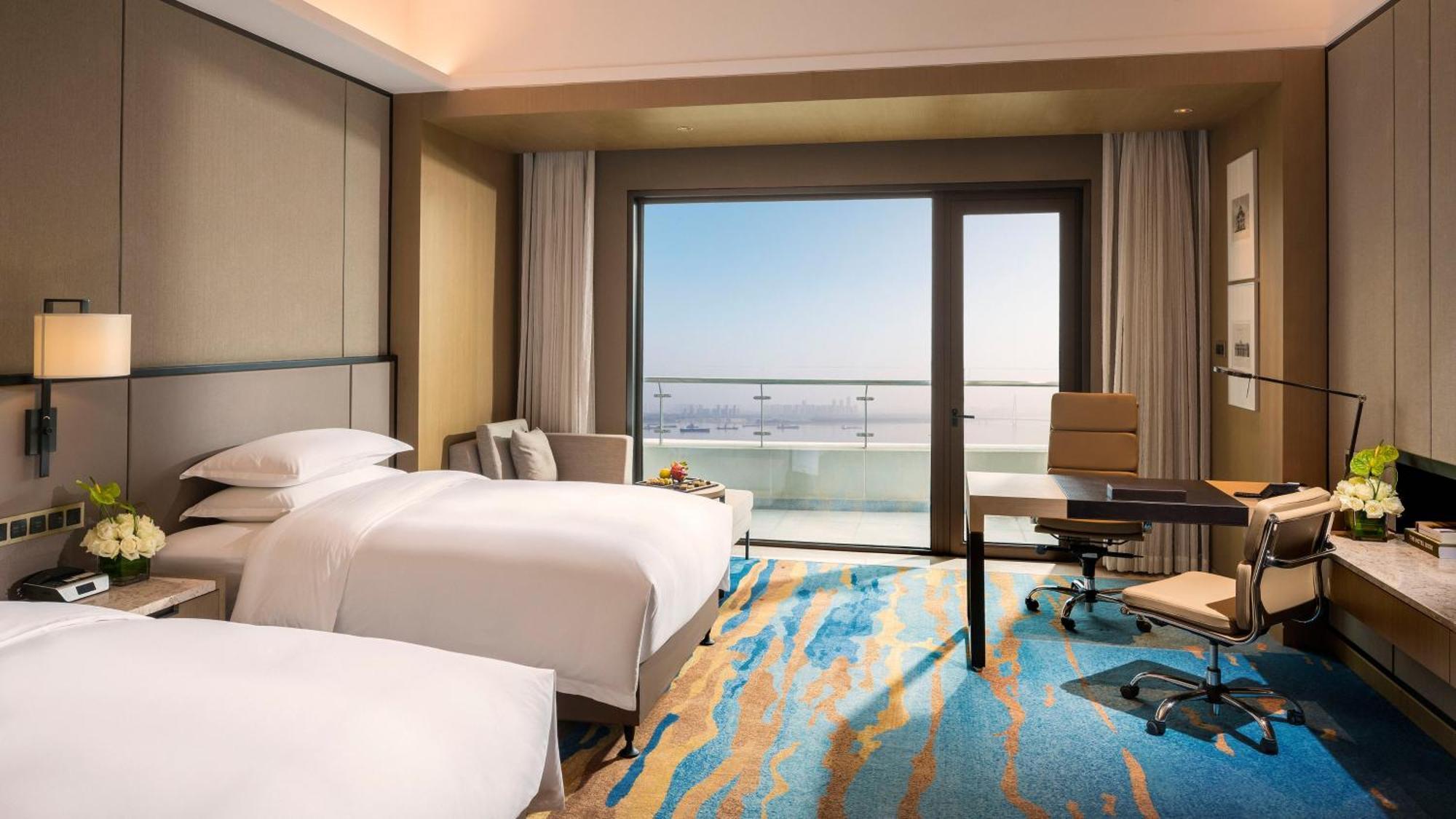Intercontinental Wuhan By Ihg - Yangtze River View Екстериор снимка