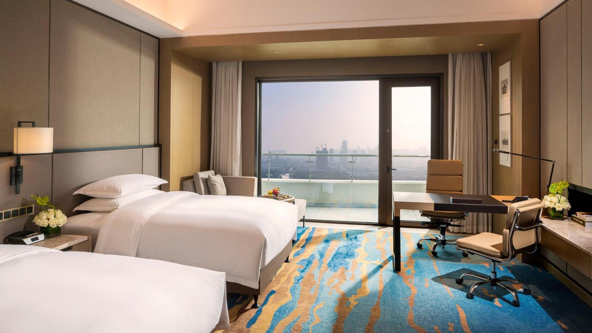 Intercontinental Wuhan By Ihg - Yangtze River View Екстериор снимка